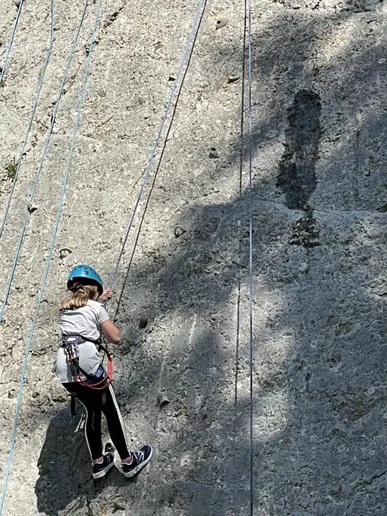 Escalade en moulinette dans le Jura